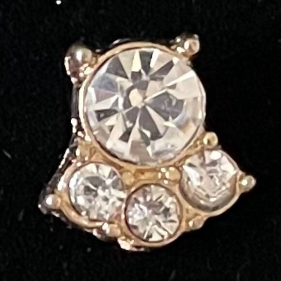 Jewelry Crystal Earrings - Picture 2 of 3